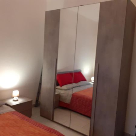 Apartmán La Casa Di Luca Asti Exteriér fotografie