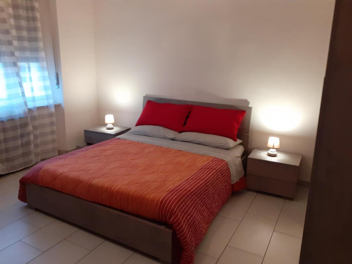 Apartmán La Casa Di Luca Asti Exteriér fotografie