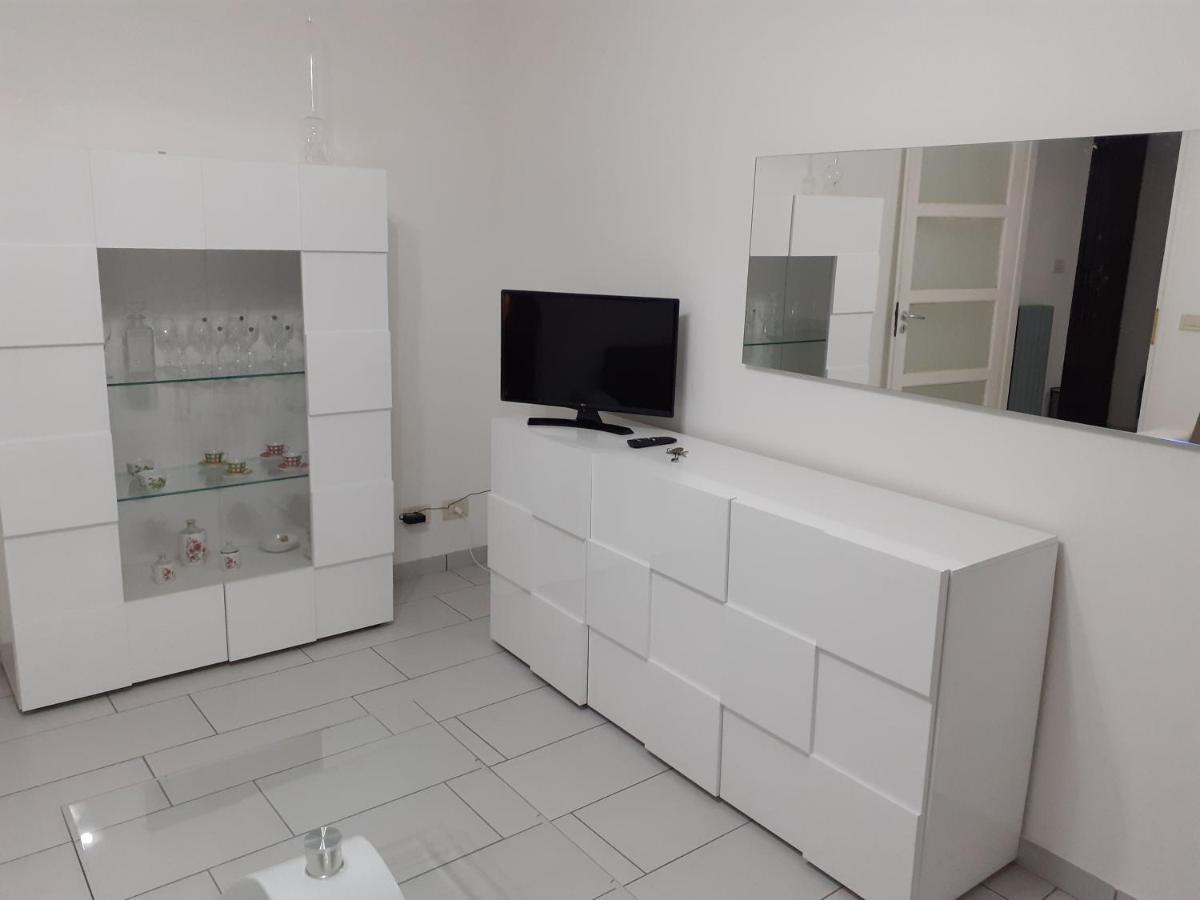 Apartmán La Casa Di Luca Asti Exteriér fotografie