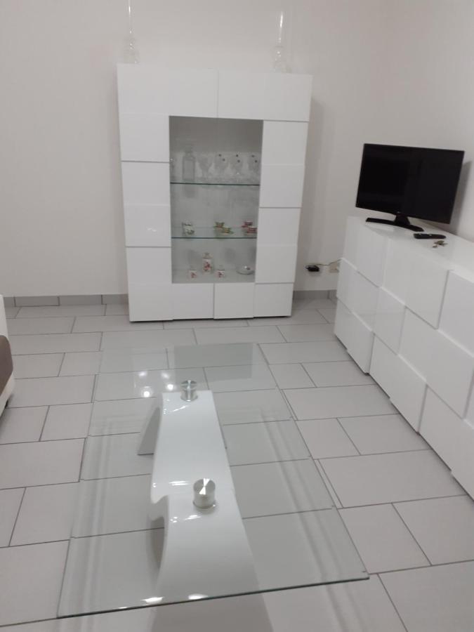 Apartmán La Casa Di Luca Asti Exteriér fotografie