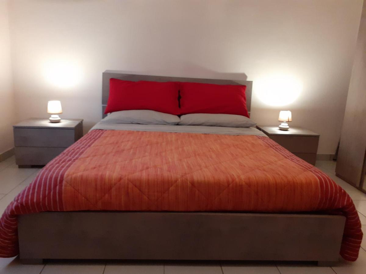 Apartmán La Casa Di Luca Asti Exteriér fotografie